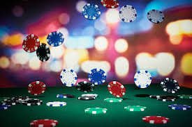 Mobile app screen showing live Baccarat table with multiple players